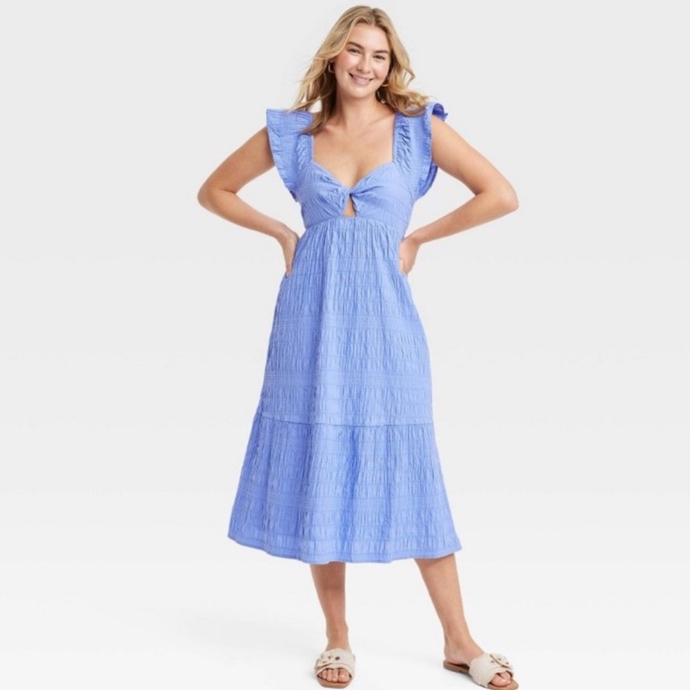 Universal Thread Blue Seersucker Midi Dress